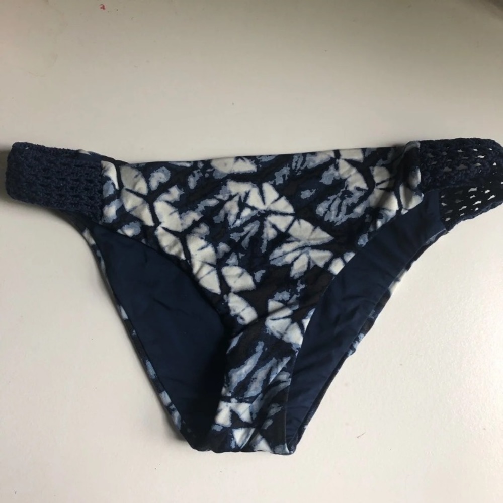 Bikini set - Picture 2 of 6